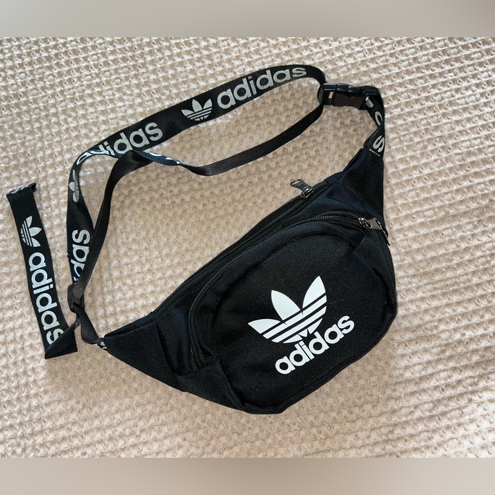 Adidas black belt bag